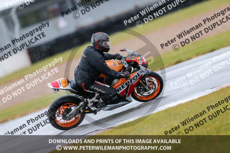 PJM Photography;donington no limits trackday;donington park photographs;donington trackday photographs;no limits trackdays;peter wileman photography;trackday digital images;trackday photos